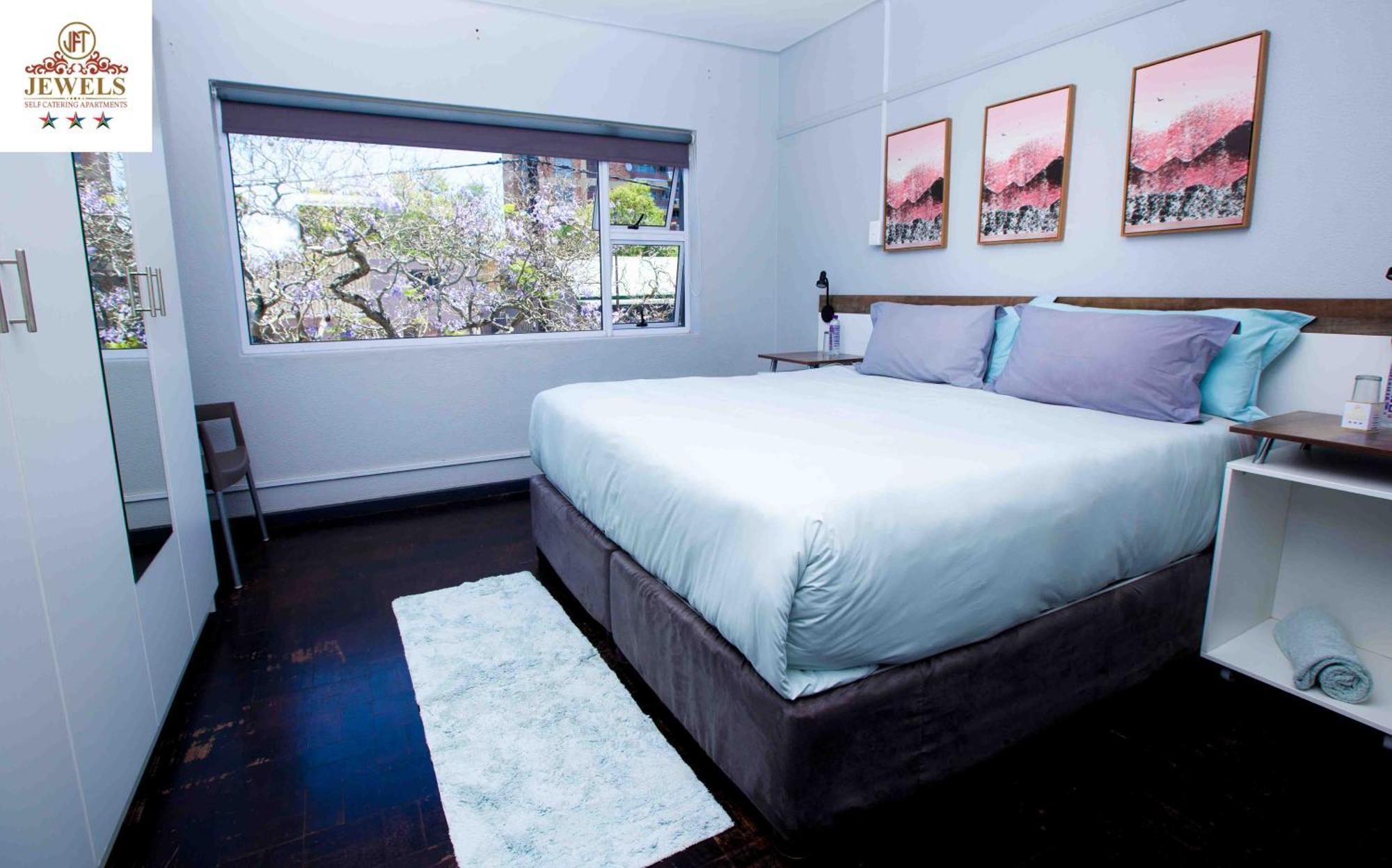 Jft Self Catering Units Bed & Breakfast Източен Лондон Екстериор снимка