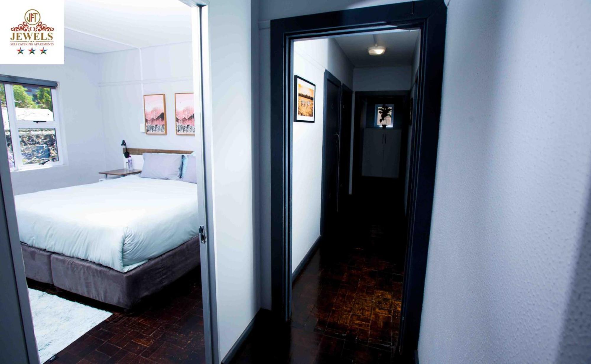 Jft Self Catering Units Bed & Breakfast Източен Лондон Екстериор снимка