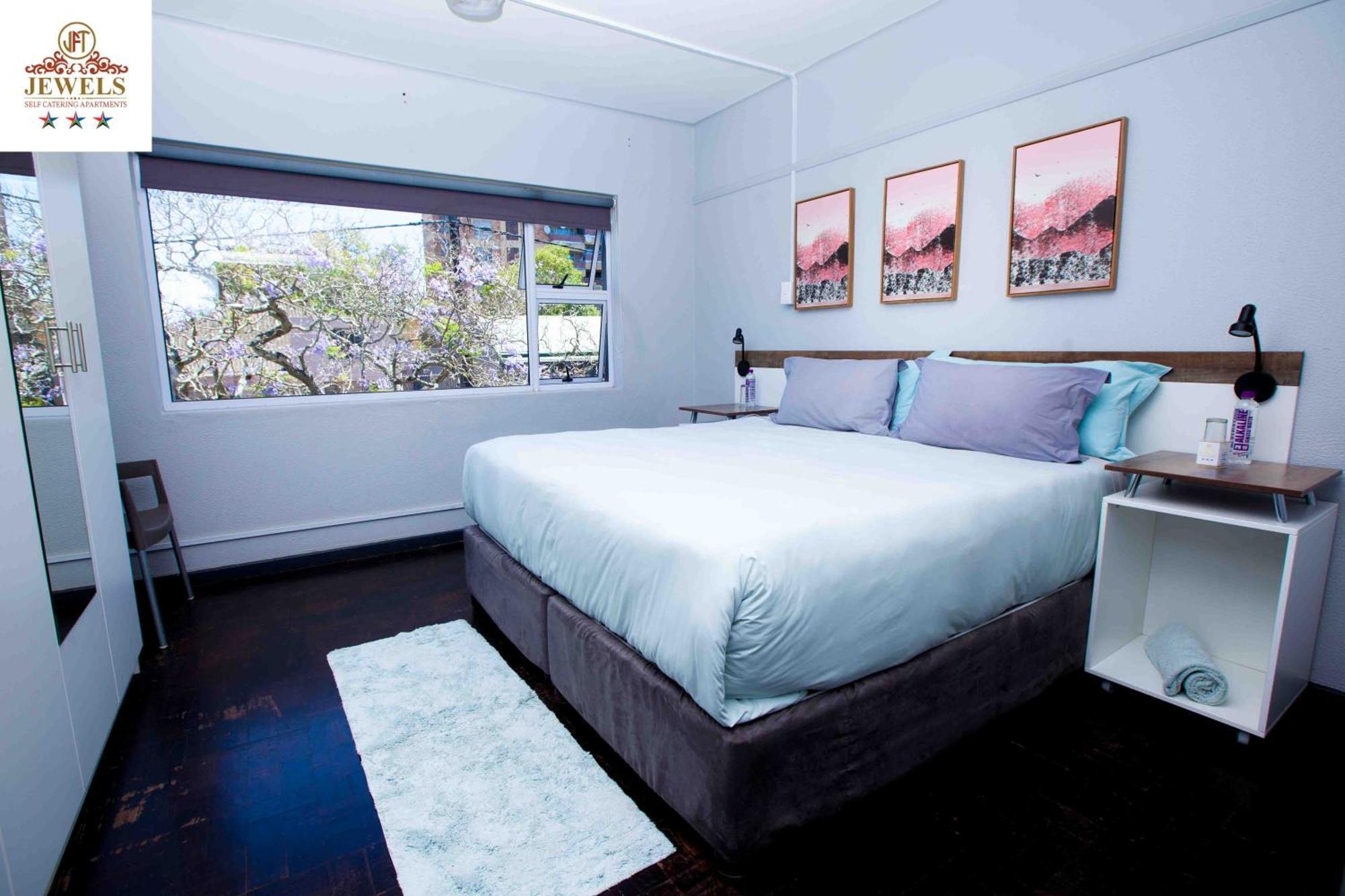 Jft Self Catering Units Bed & Breakfast Източен Лондон Екстериор снимка