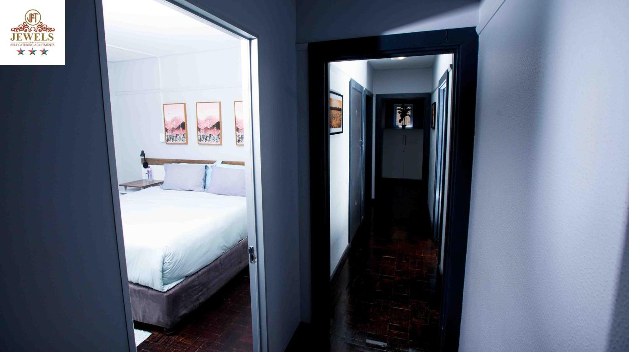 Jft Self Catering Units Bed & Breakfast Източен Лондон Екстериор снимка